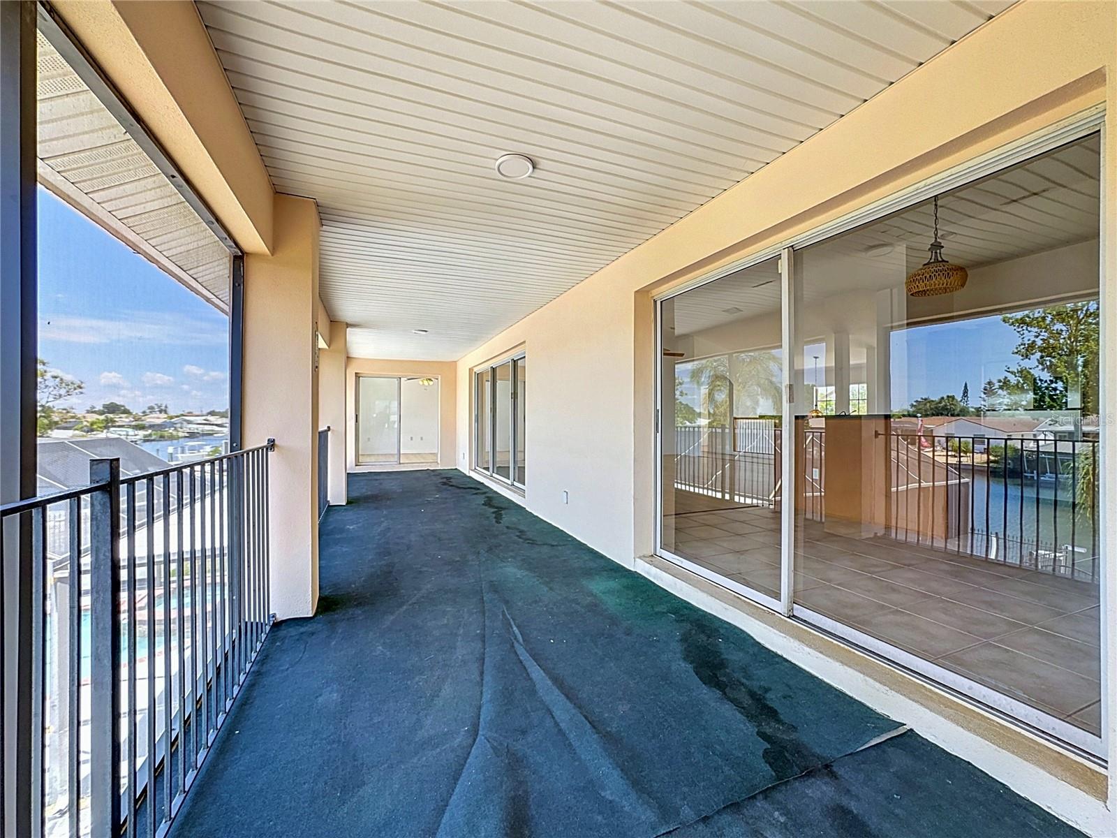 APOLLO BEACH UNIT TWO - Residential