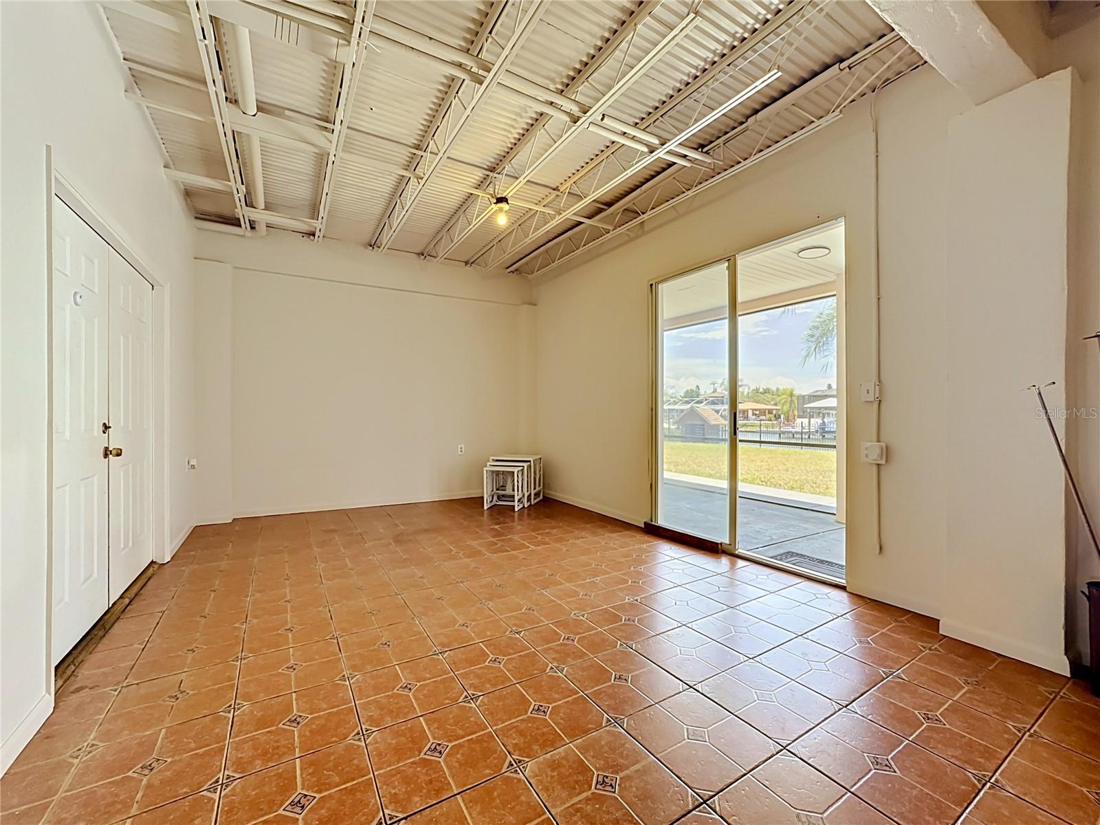 APOLLO BEACH UNIT TWO - Residential