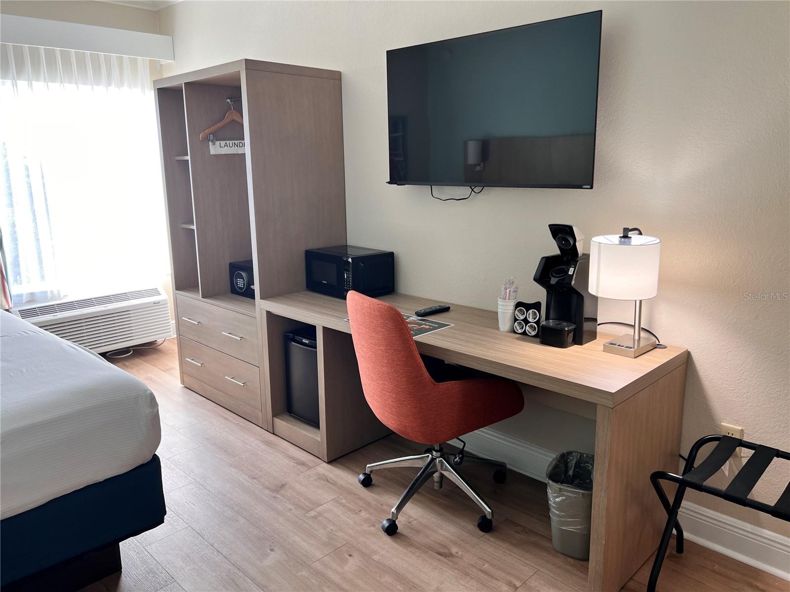 3000 MAINGATE LANE 506