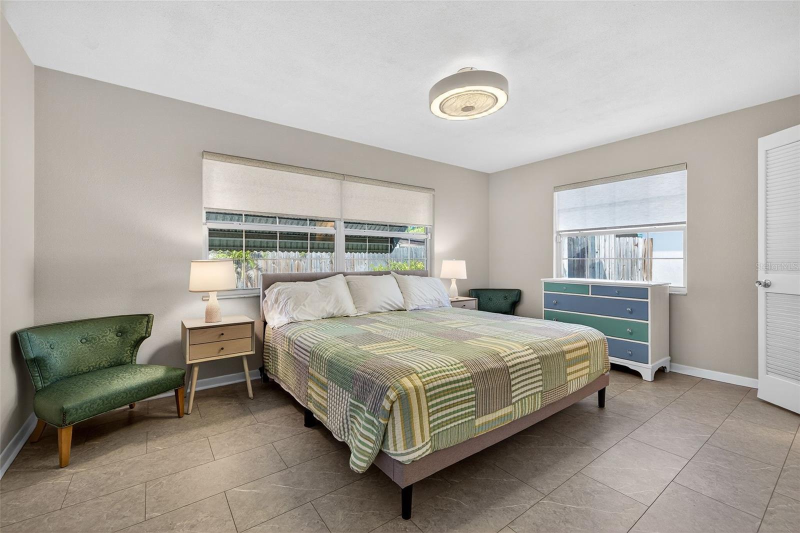 TROPIC HILLS - Residential