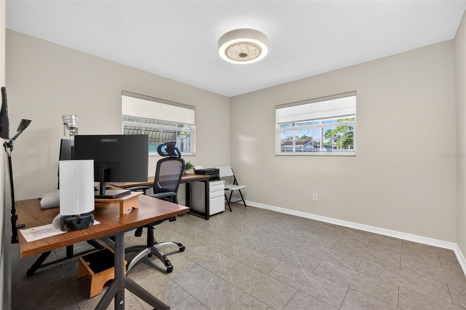 TROPIC HILLS - Residential