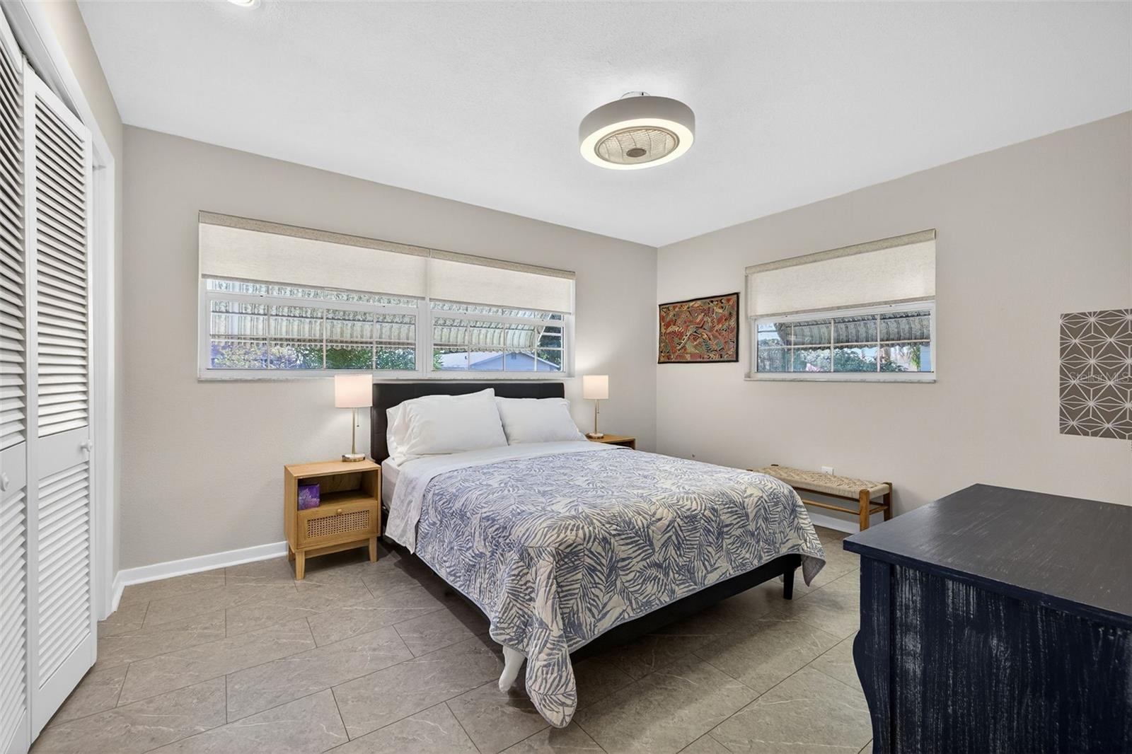 TROPIC HILLS - Residential