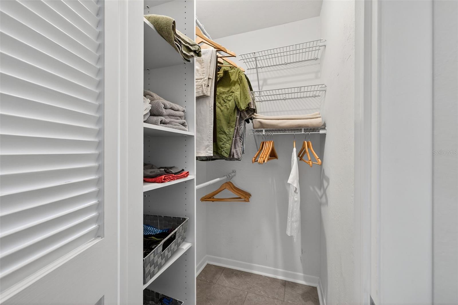 TROPIC HILLS - Residential