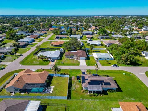 A home in PORT CHARLOTTE