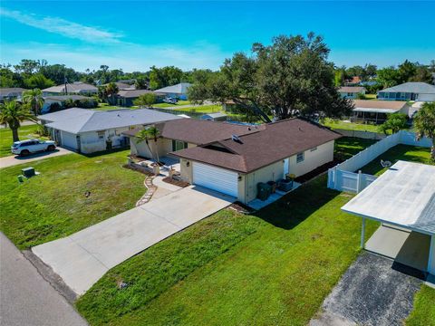 A home in PORT CHARLOTTE