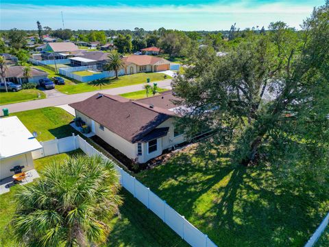 A home in PORT CHARLOTTE