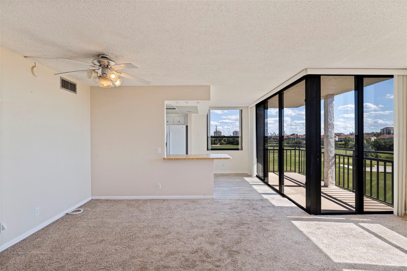 6210 SUN BOULEVARD 408