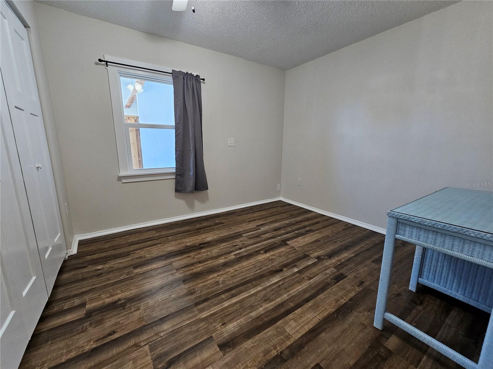 BREEZEWOOD MANOR - Residential Lease