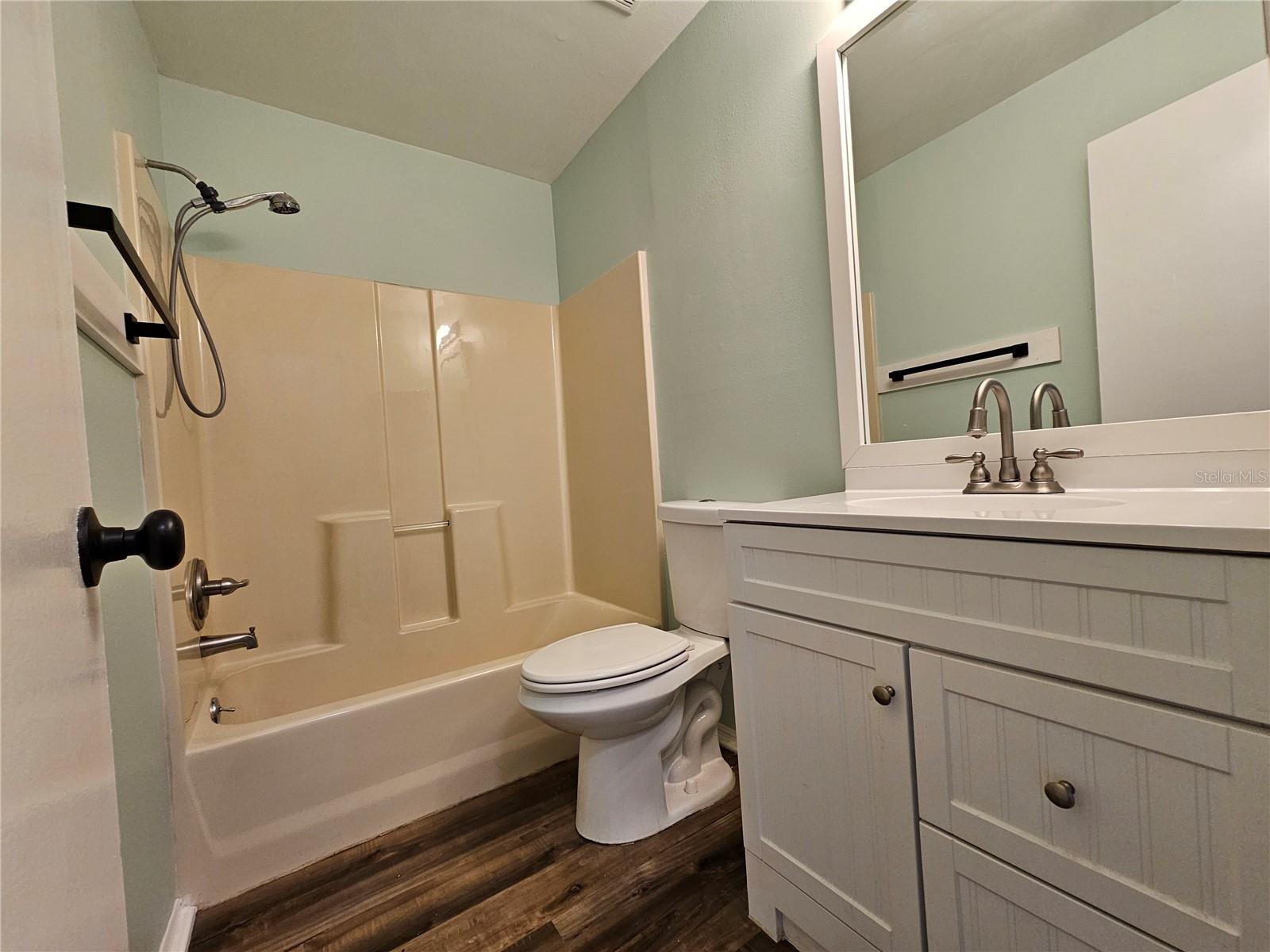 BREEZEWOOD MANOR - Residential Lease