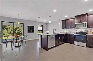 23206 FITZPATRICK AVENUE
