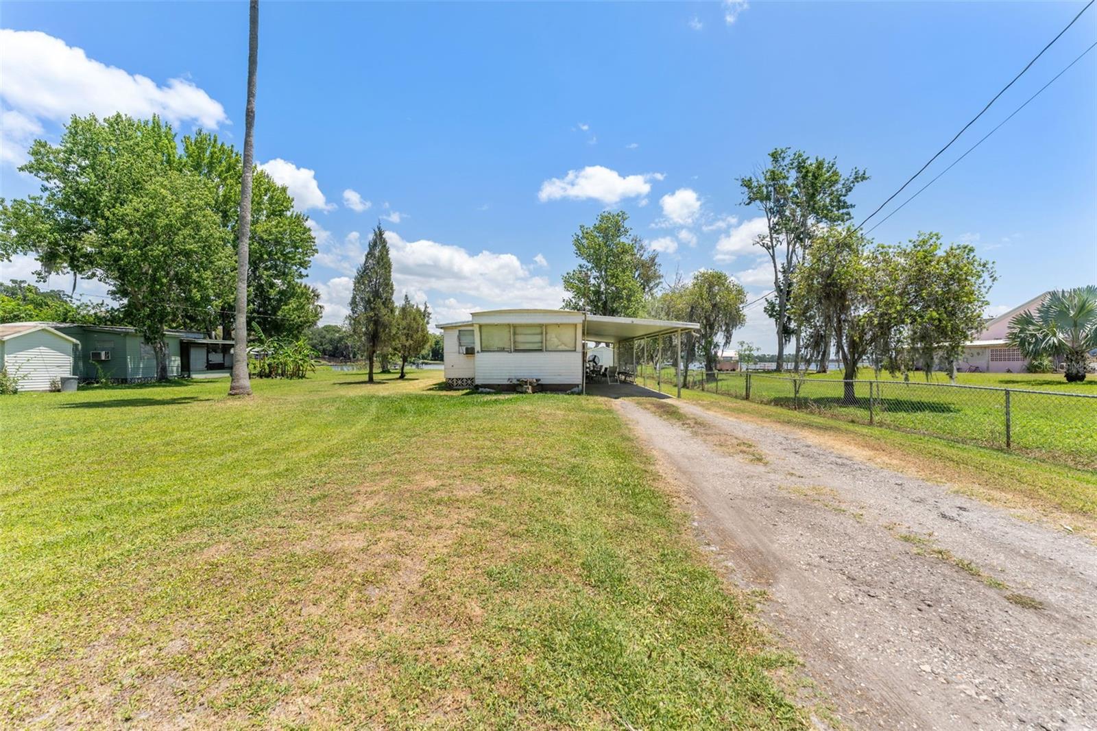7558 BERKLEY ROAD