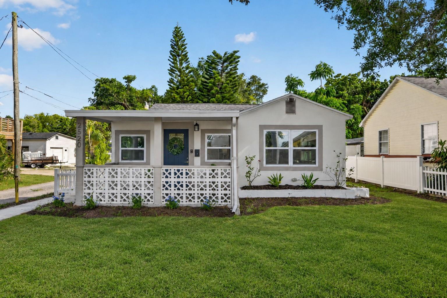 2520 15TH AVENUE N