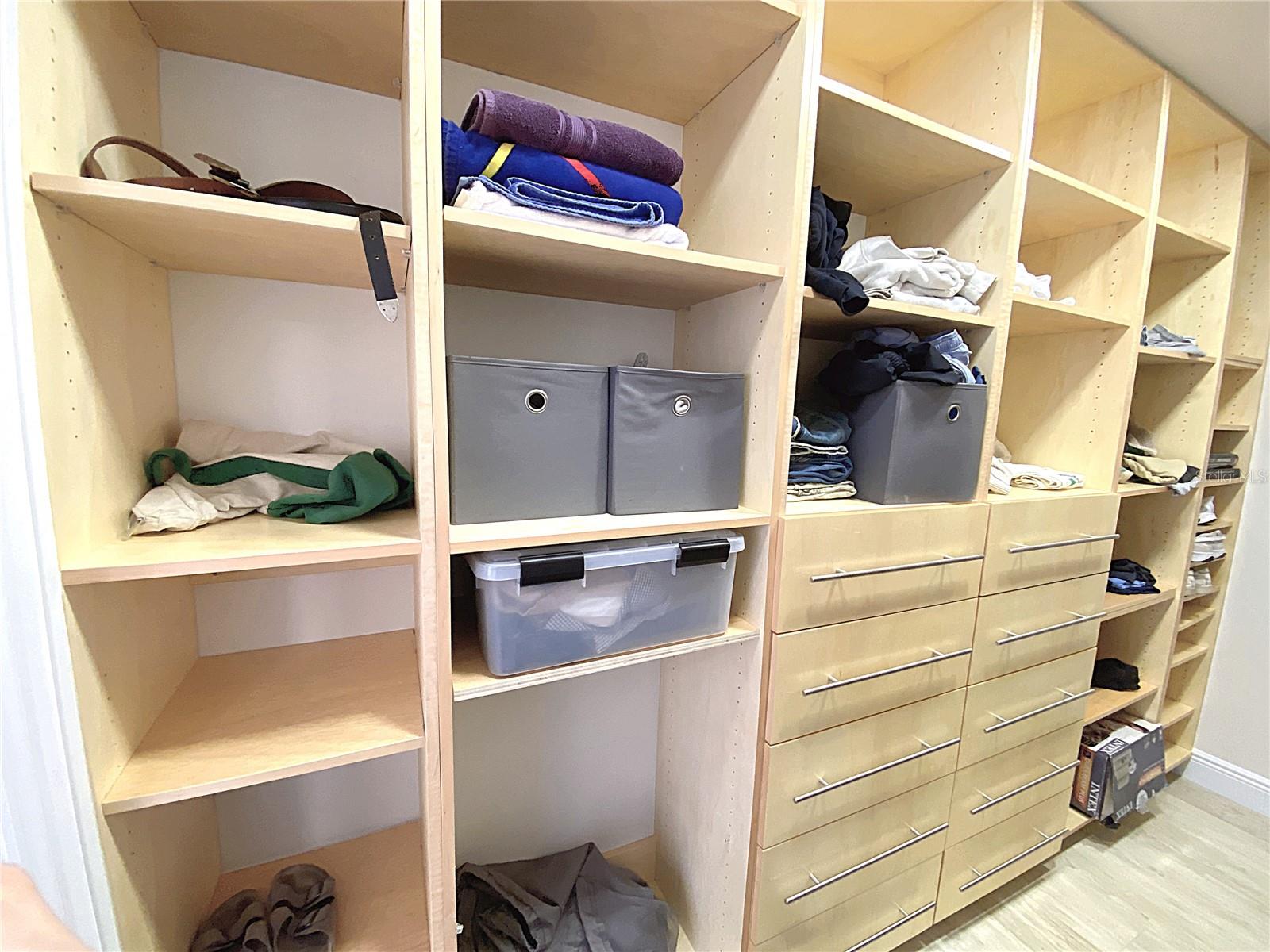 LANDS OF THE PRESIDENT 3 - Residential