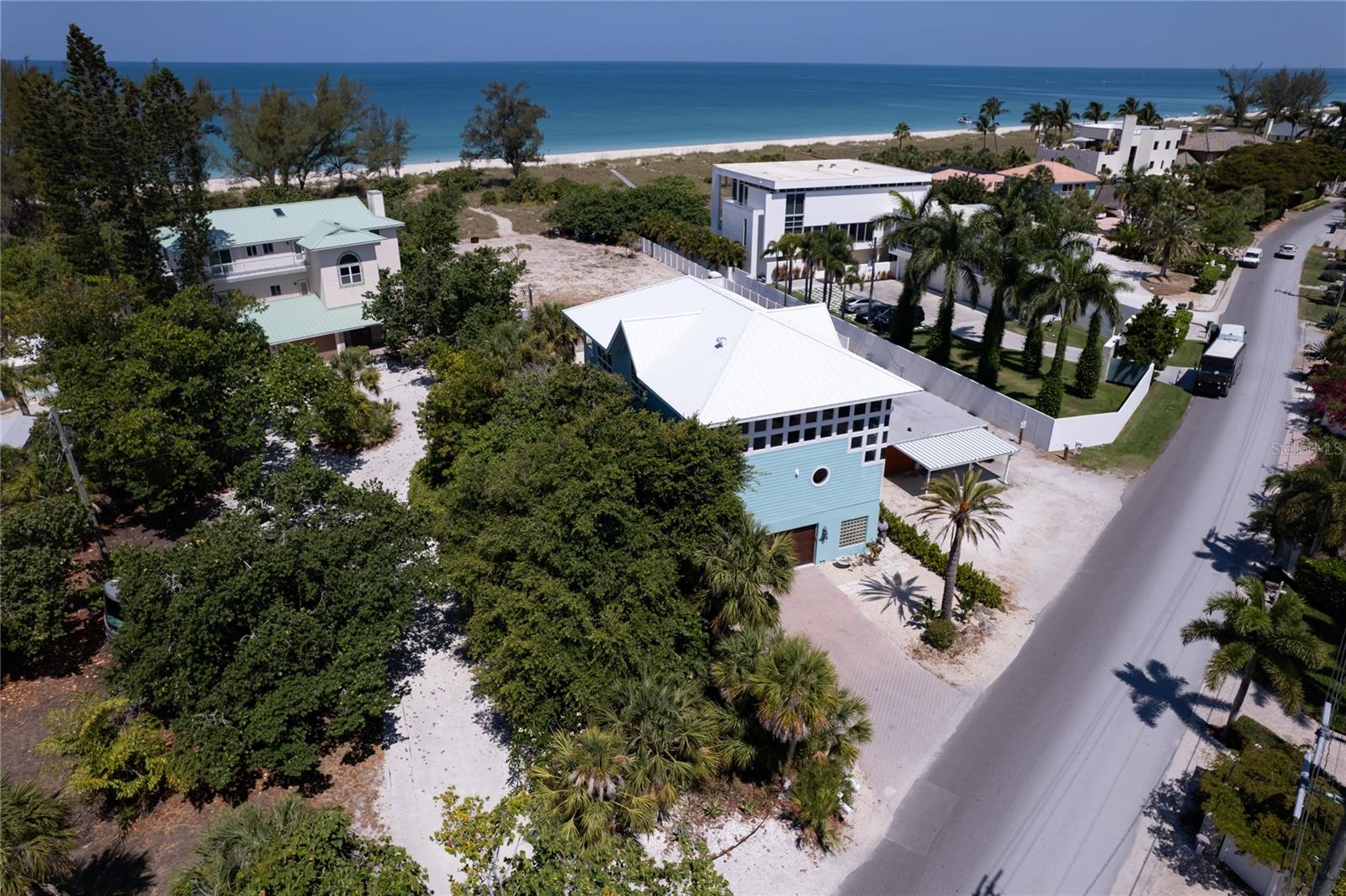 GEDNEY RICHARD H INC - Residential Lease