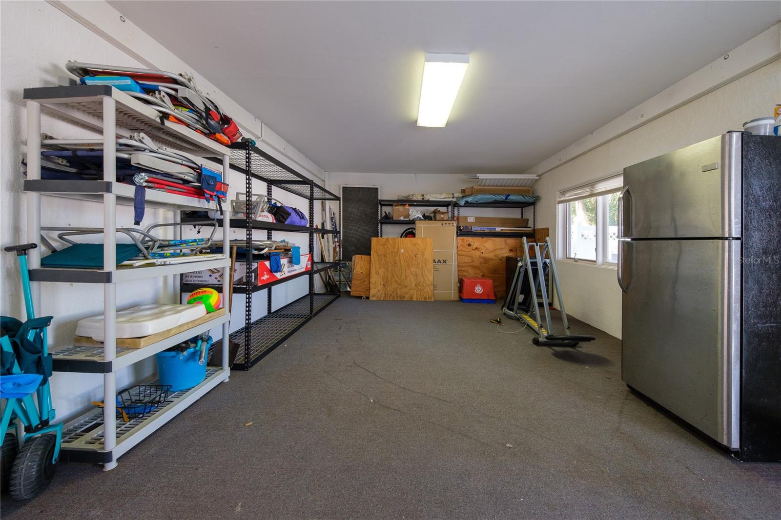 GEDNEY RICHARD H INC - Residential Lease