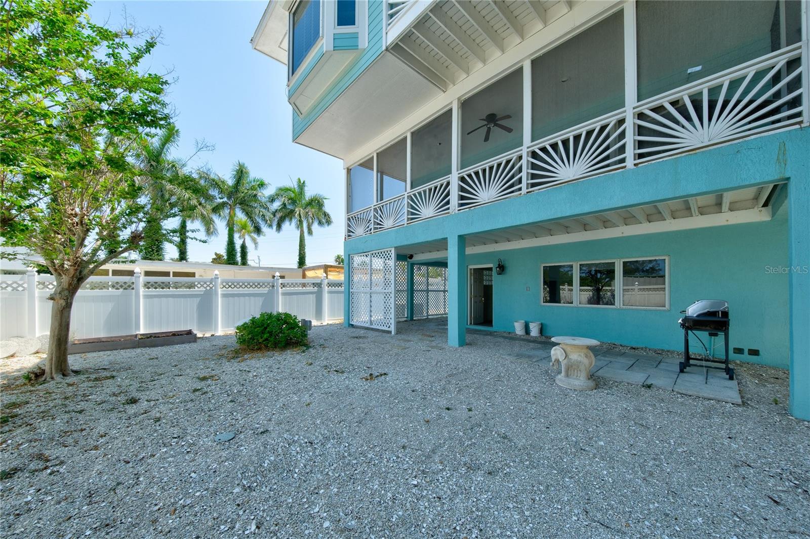 GEDNEY RICHARD H INC - Residential Lease