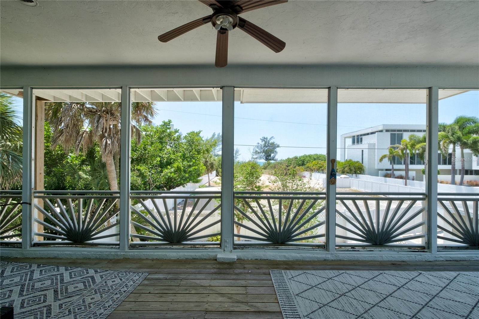 GEDNEY RICHARD H INC - Residential Lease