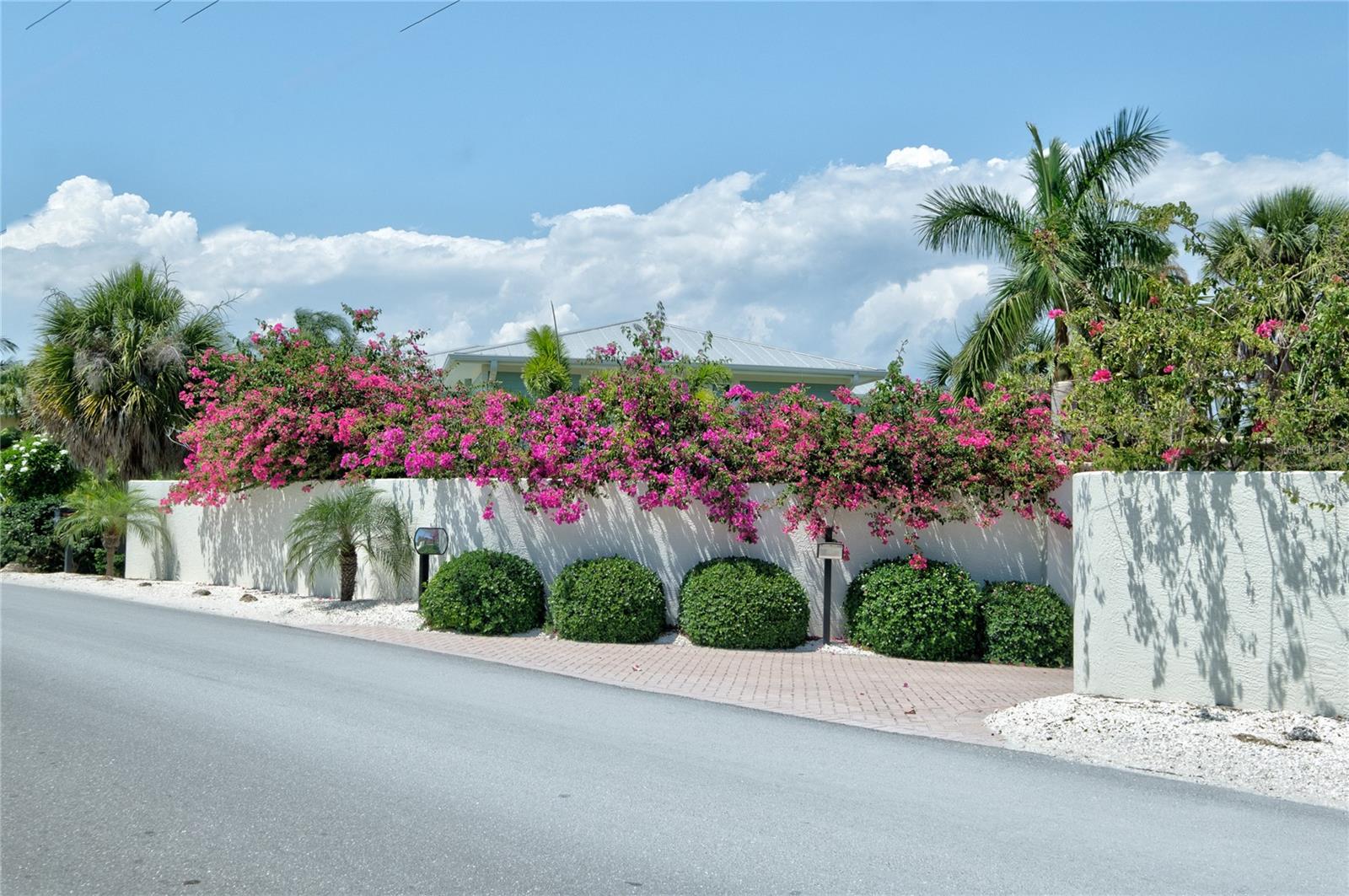 GEDNEY RICHARD H INC - Residential Lease