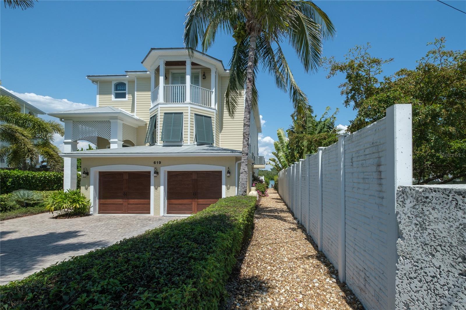 GEDNEY RICHARD H INC - Residential Lease