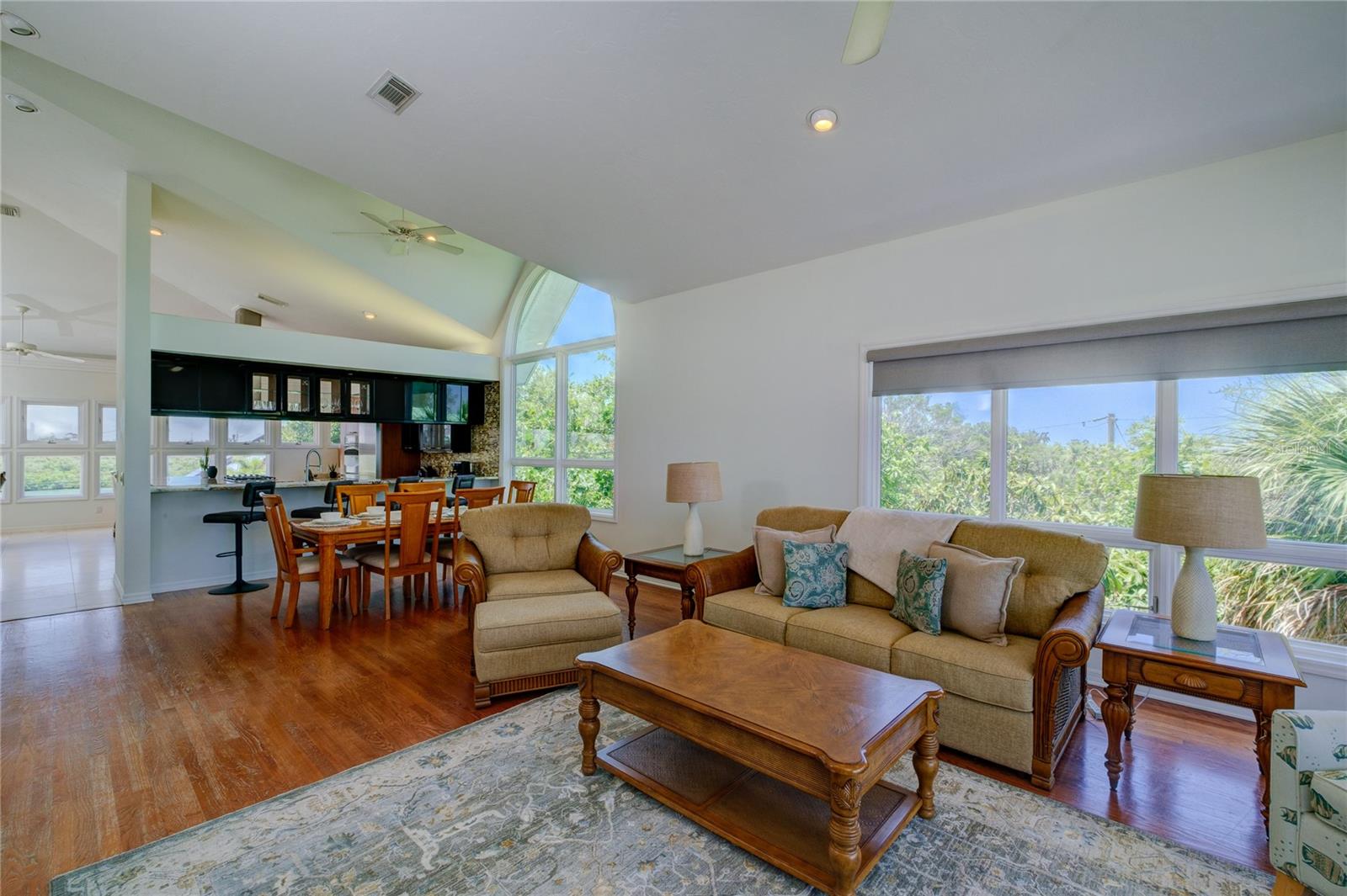GEDNEY RICHARD H INC - Residential Lease