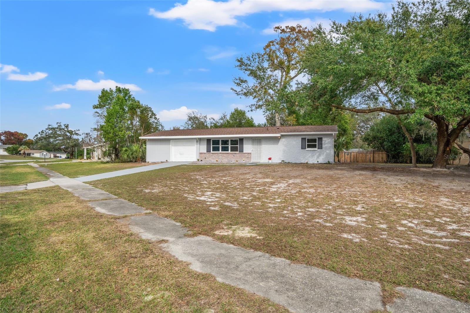 SPRING HILL UNIT 25 - Residential