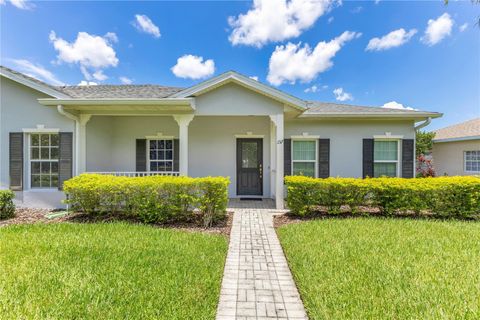Photo of 157 Bell Tower Crossing E, Kissimmee, FL 34759 (MLS # O6321259)