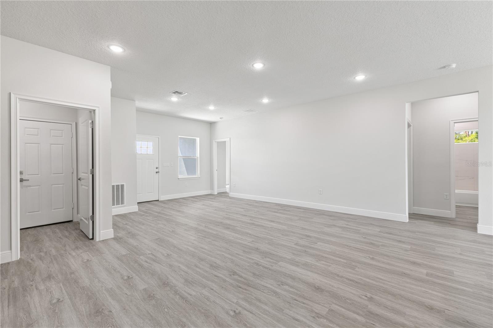 MARION OAKS UNIT 7 - Residential