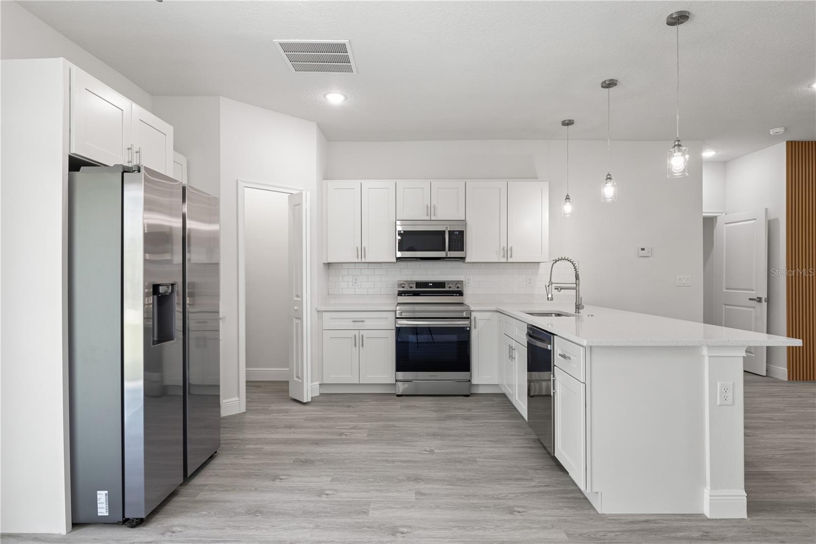 MARION OAKS UNIT 7 - Residential