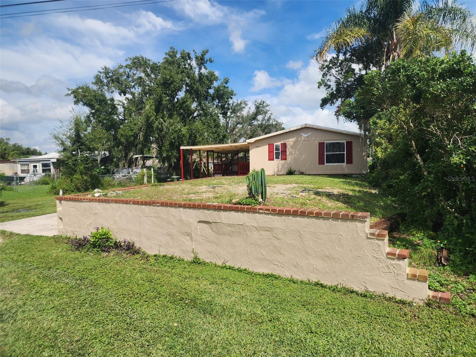 3042 PARK CIRCLE