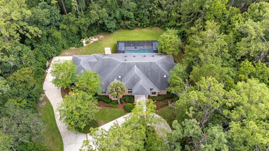 Photo of 6709 SW 17th Terrace Road, Ocala, FL 34476 (MLS # OM706904)