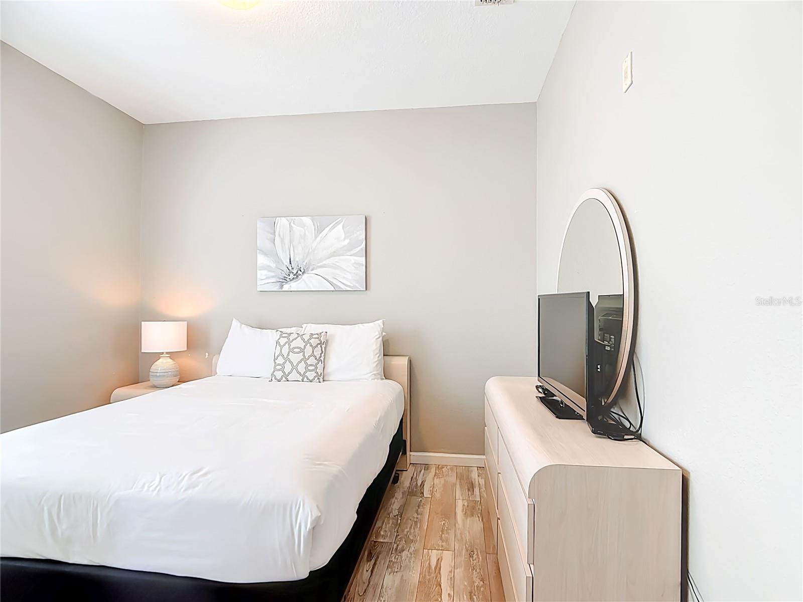 WYNDHAM PALMS CONDO PH 5 - Residential