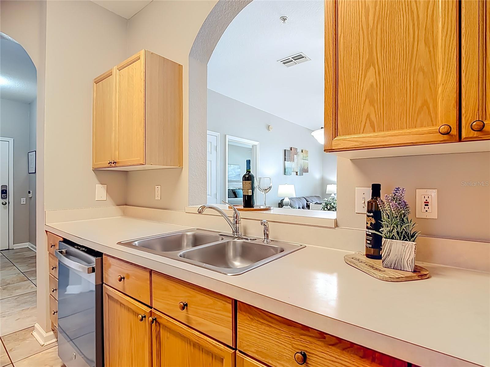 WYNDHAM PALMS CONDO PH 5 - Residential