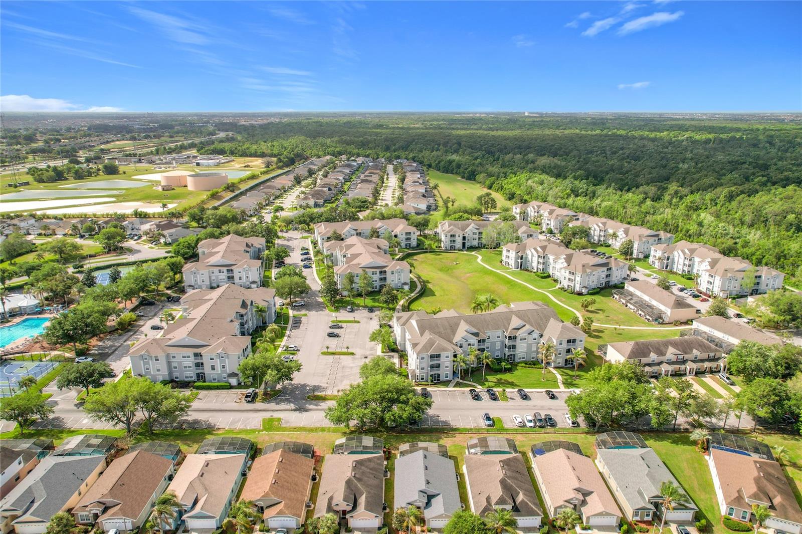 WYNDHAM PALMS CONDO PH 5 - Residential
