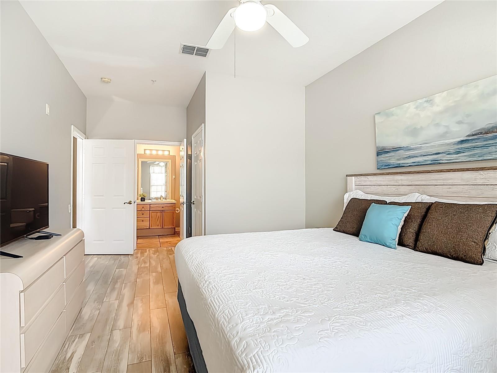 WYNDHAM PALMS CONDO PH 5 - Residential