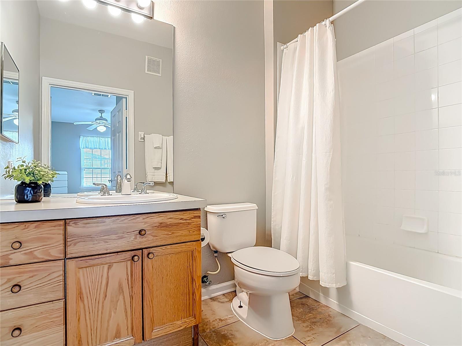 WYNDHAM PALMS CONDO PH 5 - Residential