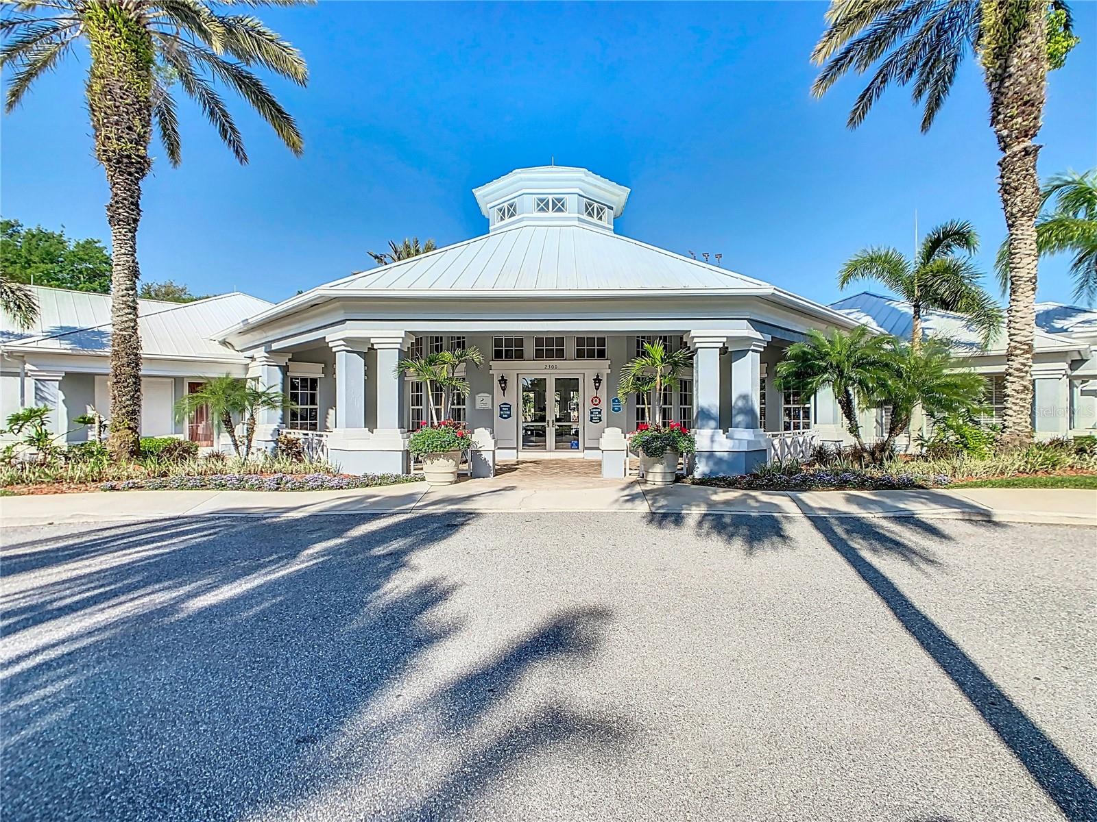 WYNDHAM PALMS CONDO PH 5 - Residential