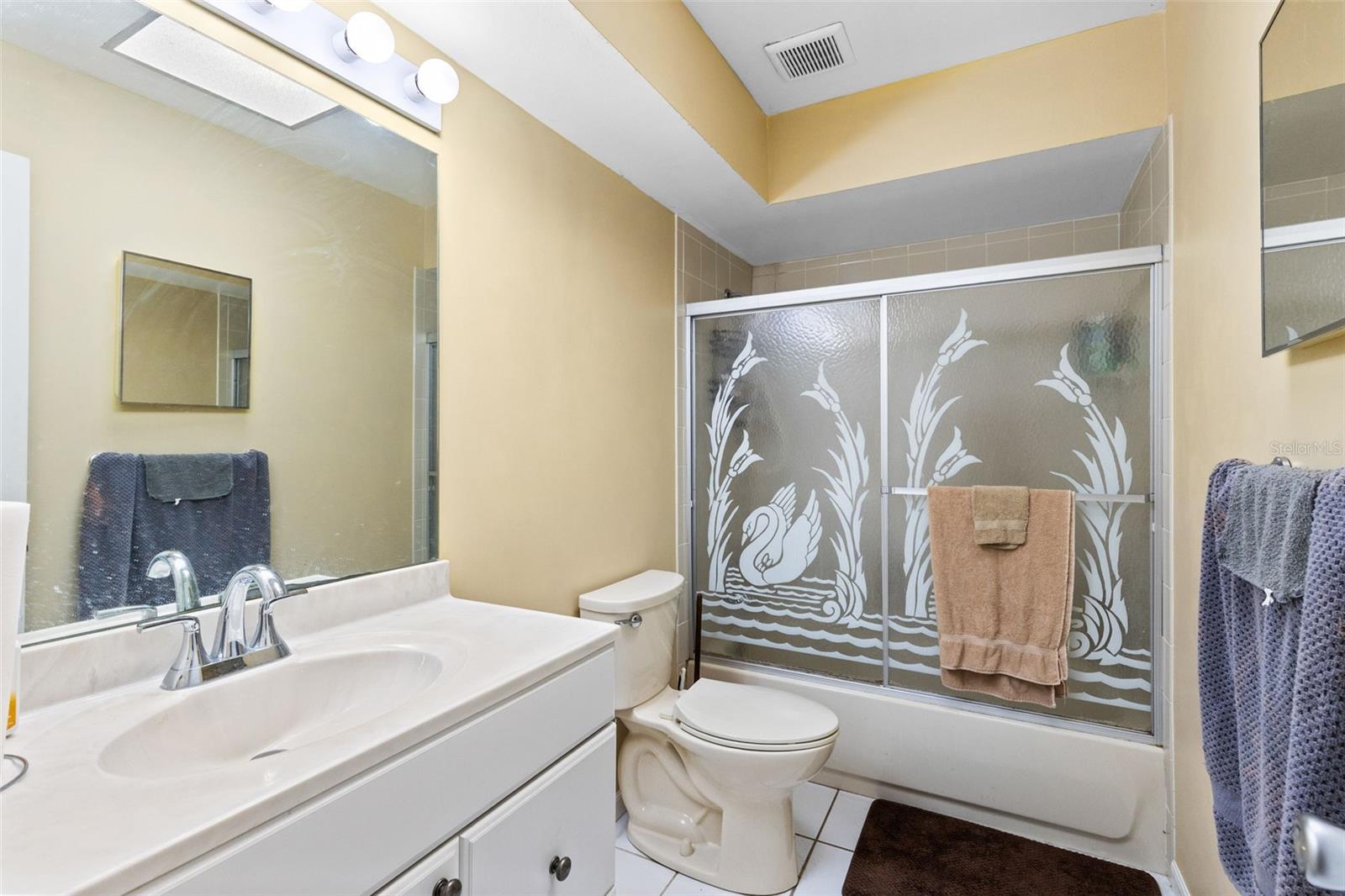 NORTHWOOD - Residential