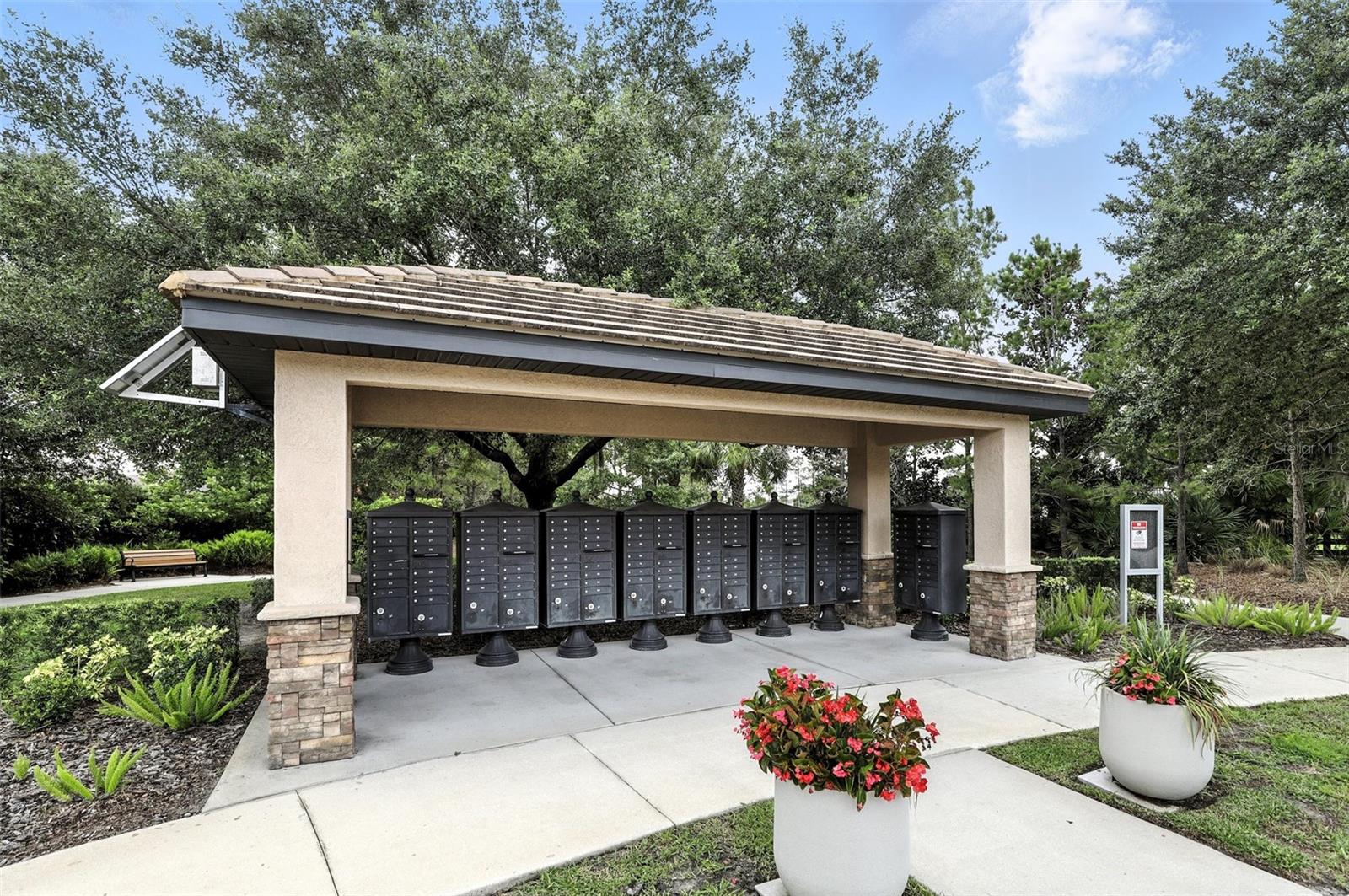 STEEPLE CHASE - Residential