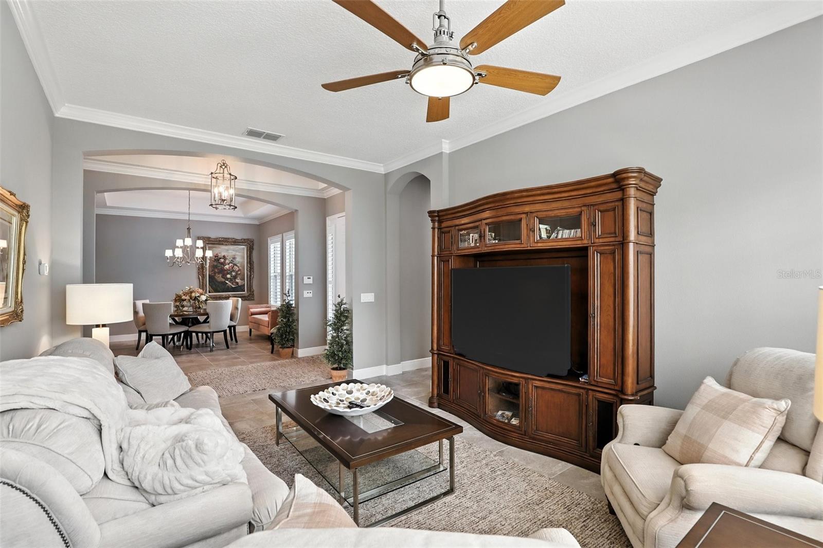 STEEPLE CHASE - Residential