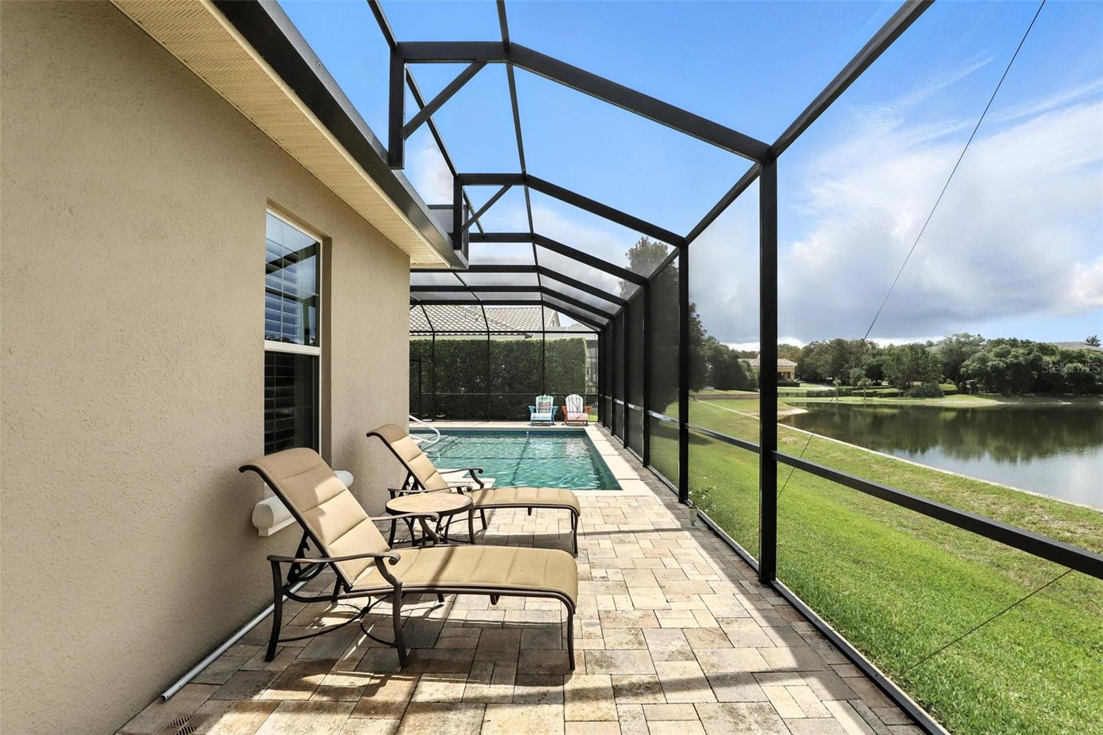 STEEPLE CHASE - Residential