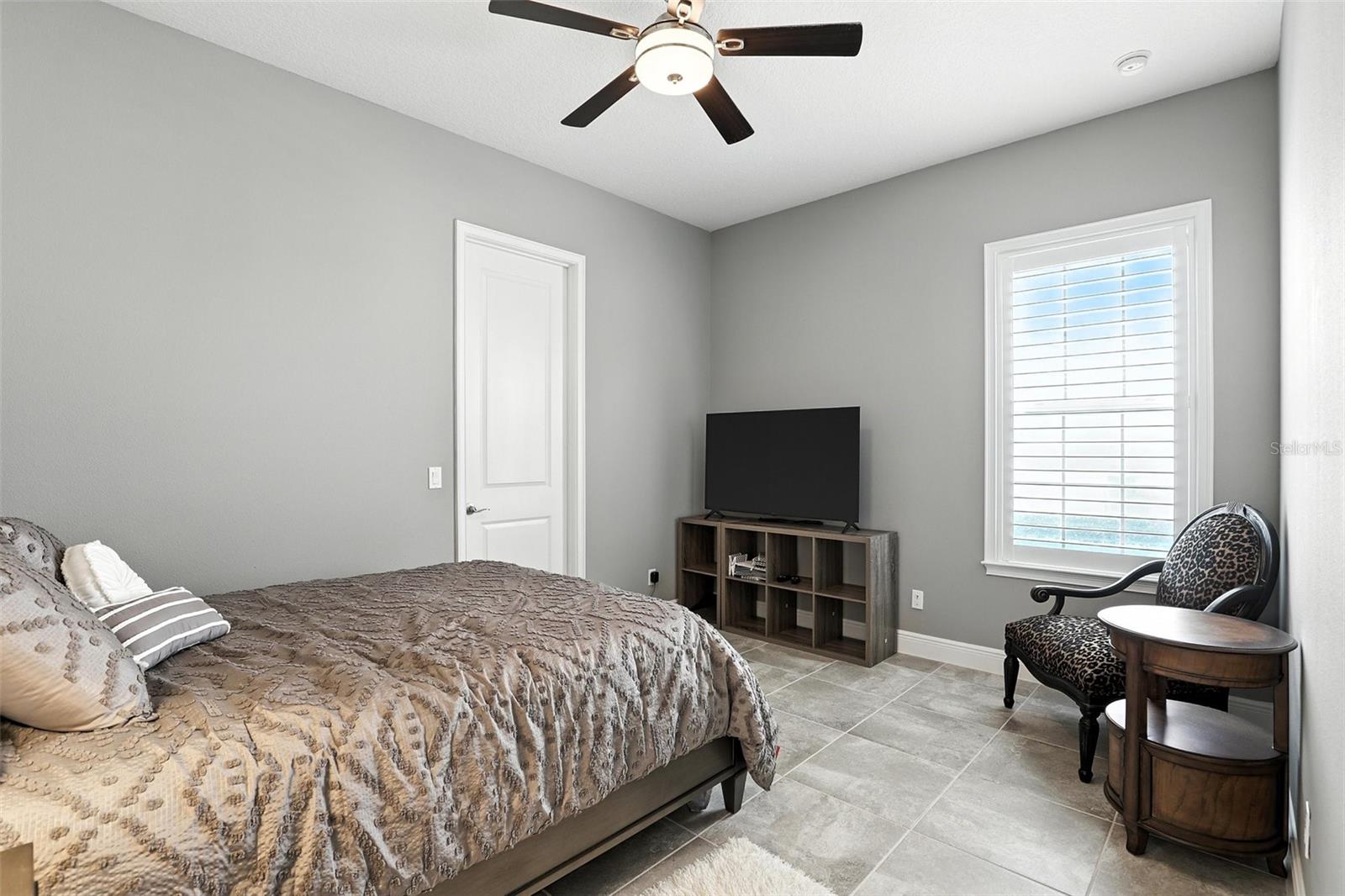 STEEPLE CHASE - Residential