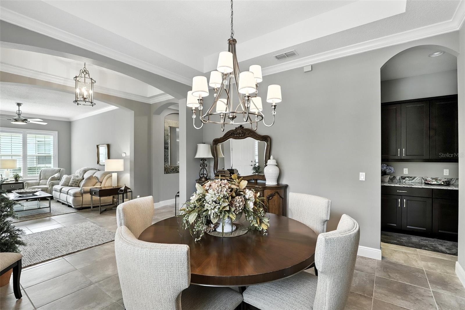 STEEPLE CHASE - Residential