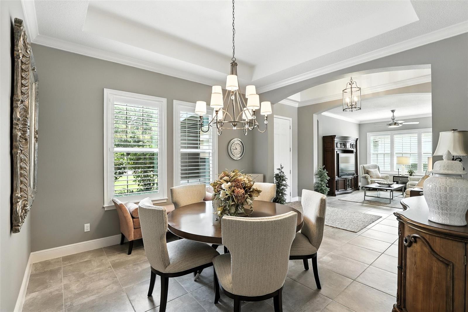 STEEPLE CHASE - Residential
