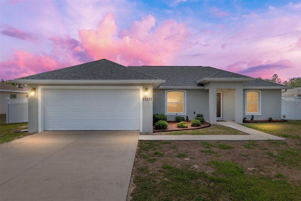 Photo of 13227 SW 72nd Terrace Road, Ocala, FL 34473 (MLS # OM723854)
