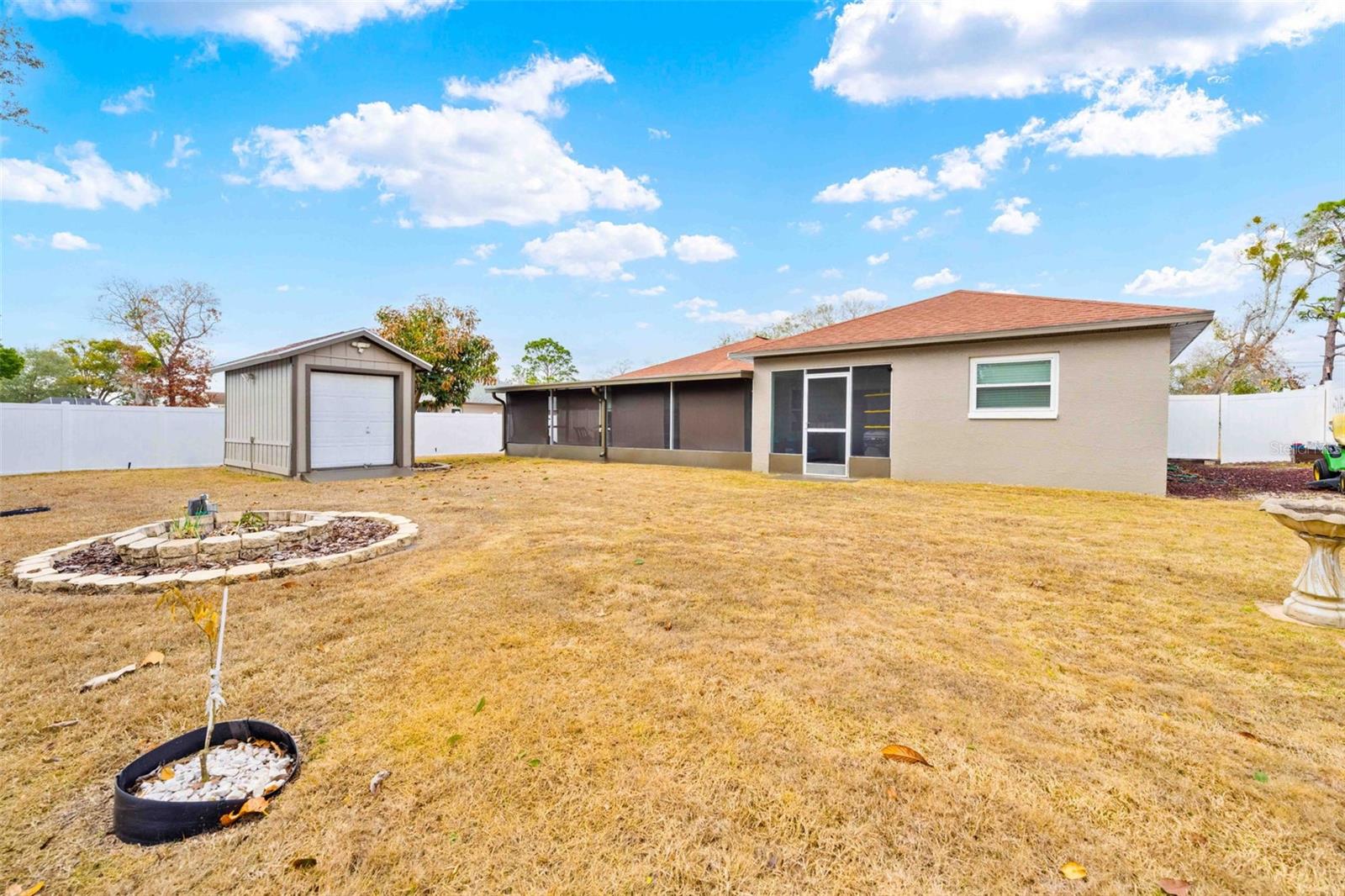 SPRING HILL - Residential