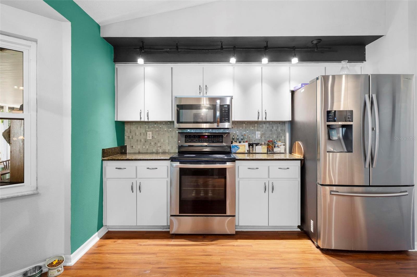 SPRING HILL - Residential