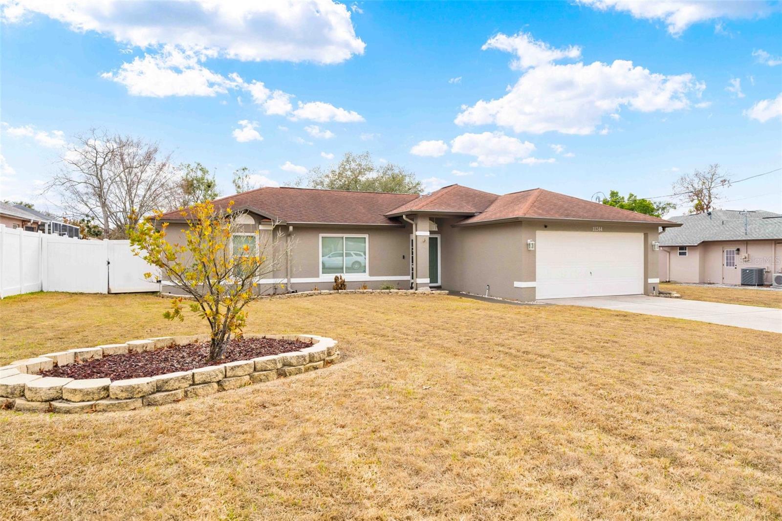 SPRING HILL - Residential