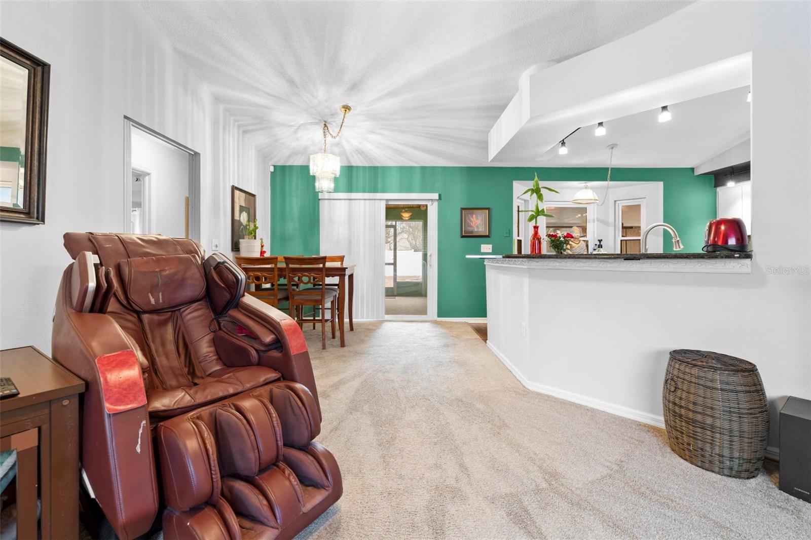 SPRING HILL - Residential