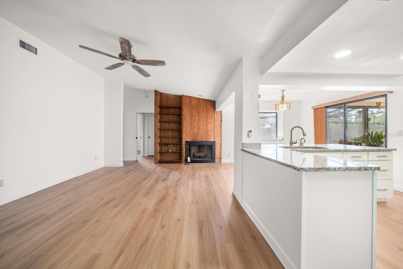 LAKE PARK ESTATES - Residential