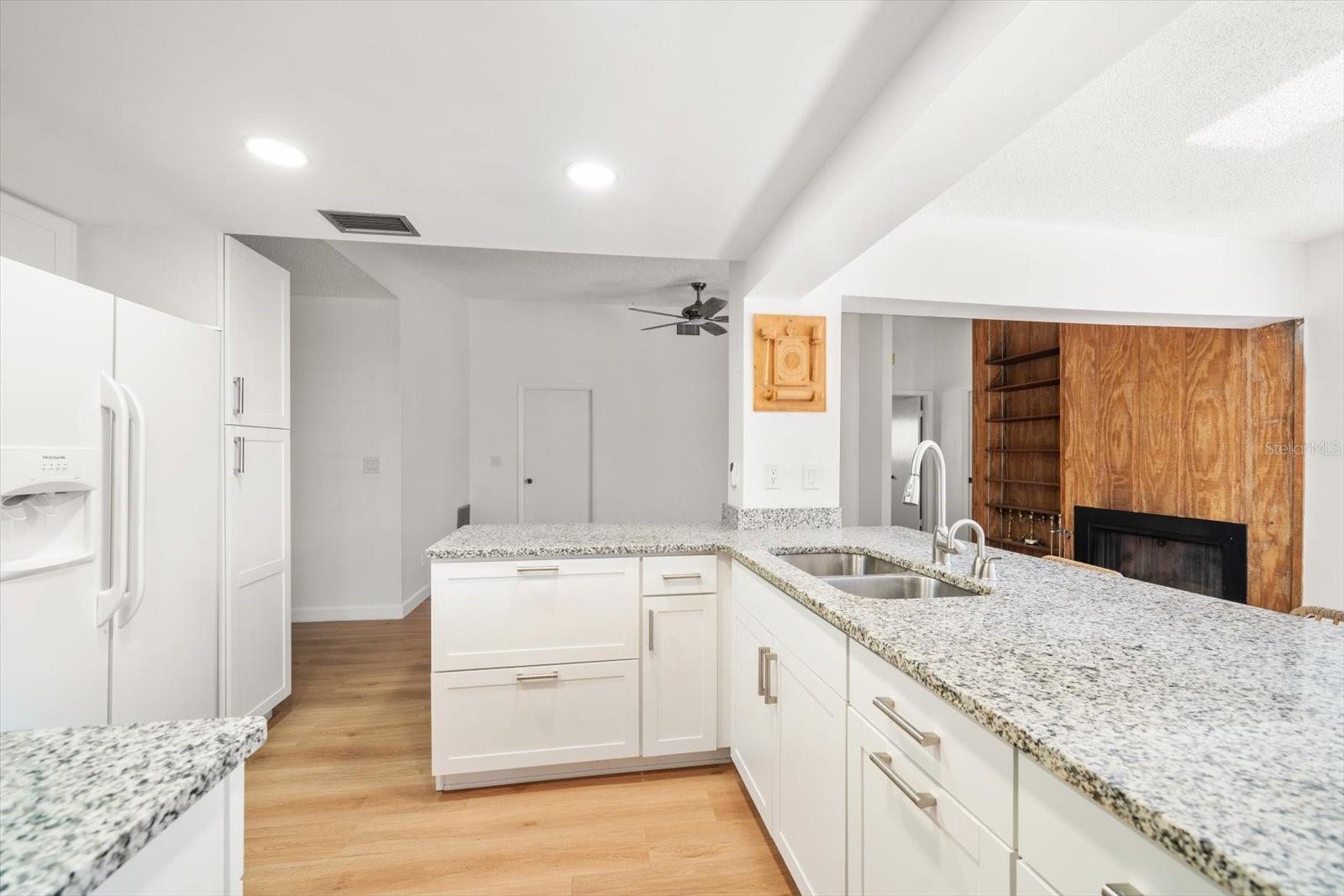 LAKE PARK ESTATES - Residential